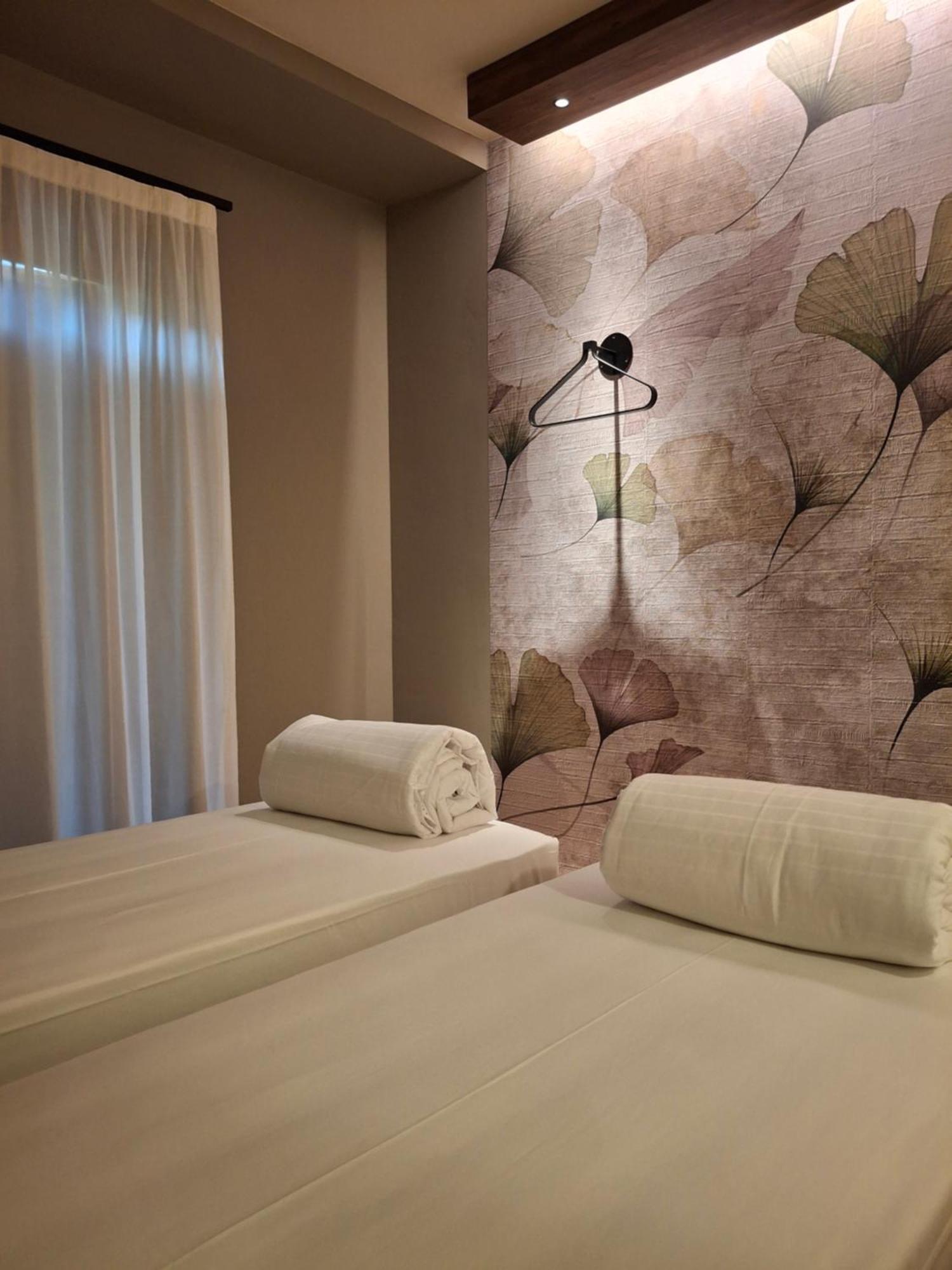 Hotel Dolomiti Saone ติโอเน ดิ เตรนโต ภายนอก รูปภาพ