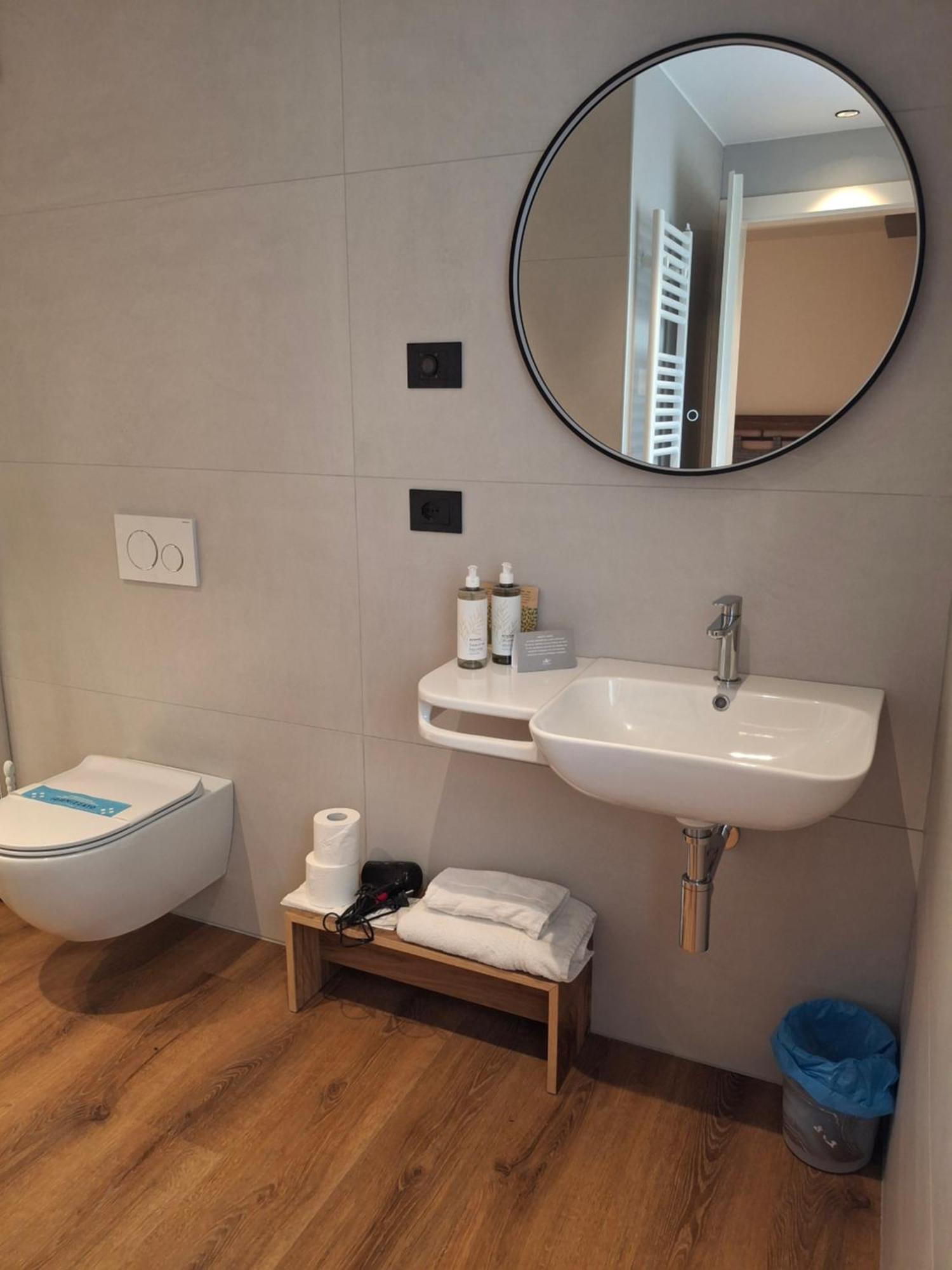 Hotel Dolomiti Saone ติโอเน ดิ เตรนโต ภายนอก รูปภาพ